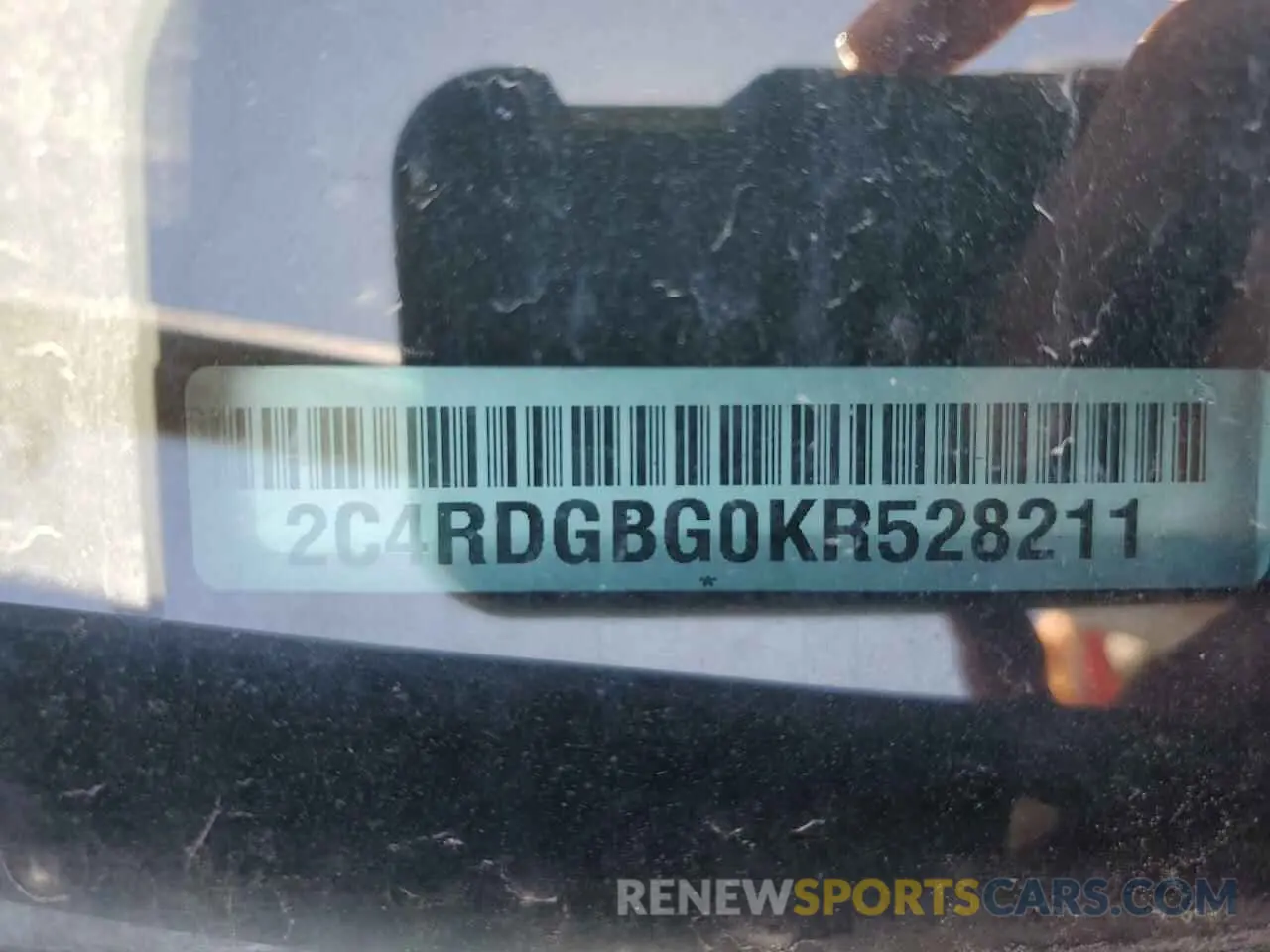 13 Photograph of a damaged car 2C4RDGBG0KR528211 DODGE CARAVAN 2019