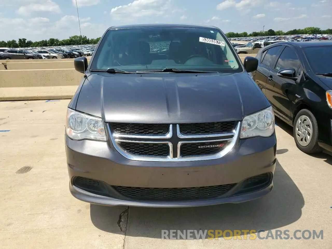 5 Photograph of a damaged car 2C4RDGBG0KR583936 DODGE CARAVAN 2019