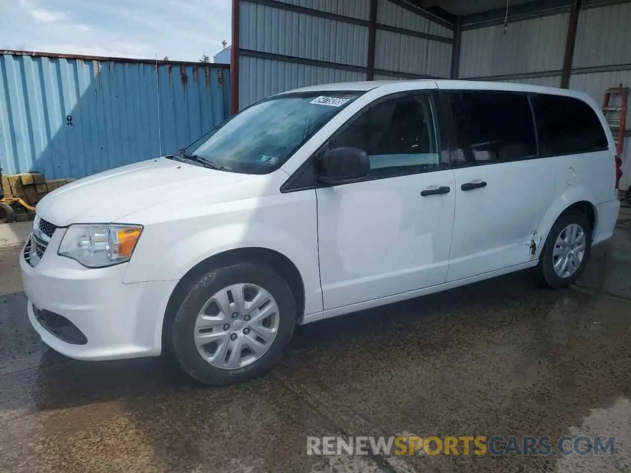 1 Photograph of a damaged car 2C4RDGBG0KR765930 DODGE CARAVAN 2019