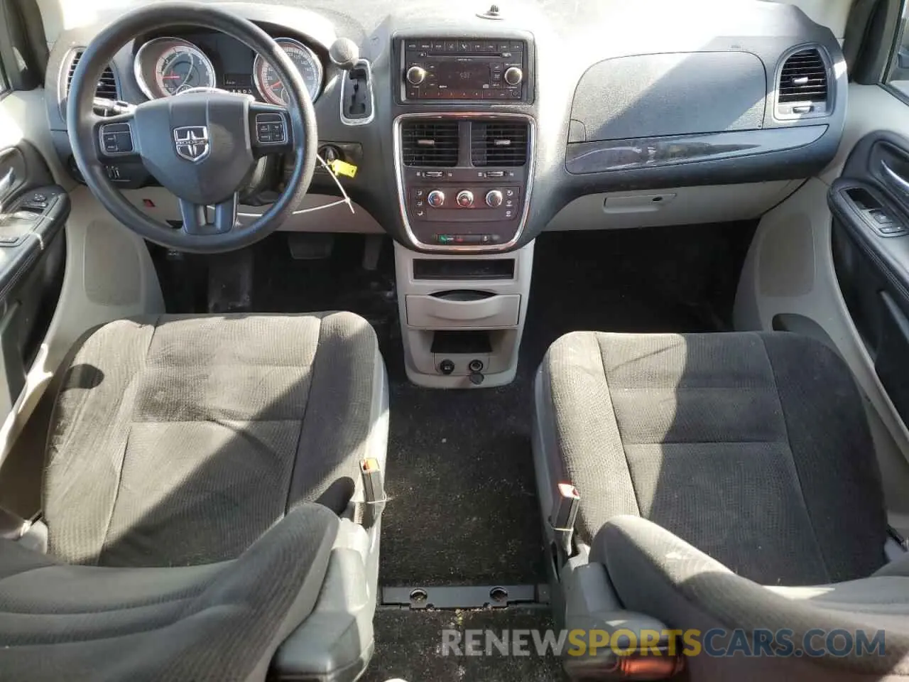 8 Фотография поврежденного автомобиля 2C4RDGBG0KR780363 DODGE CARAVAN 2019