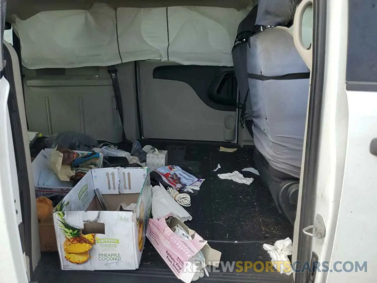 11 Photograph of a damaged car 2C4RDGBG1KR547110 DODGE CARAVAN 2019