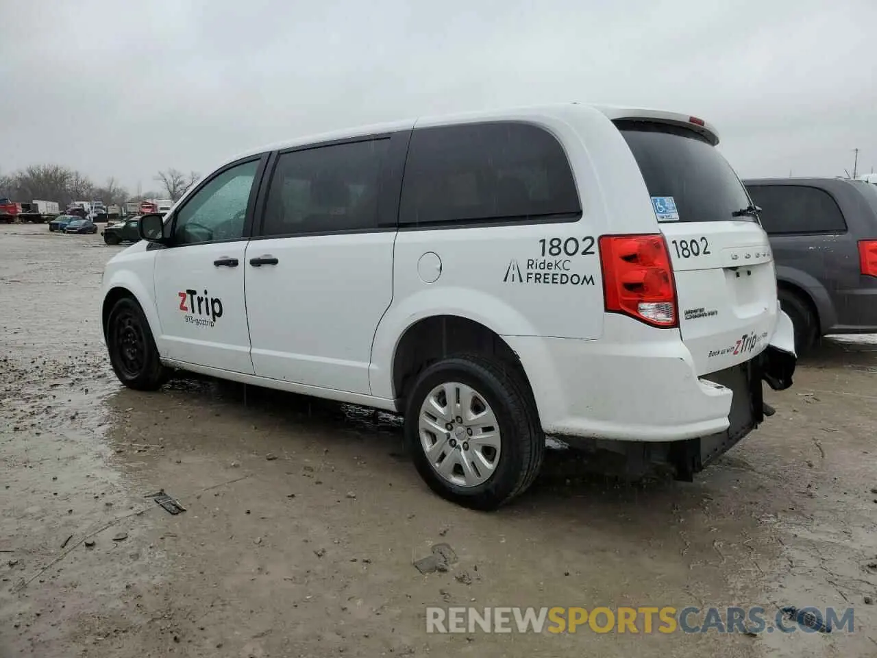 2 Photograph of a damaged car 2C4RDGBG1KR547706 DODGE CARAVAN 2019