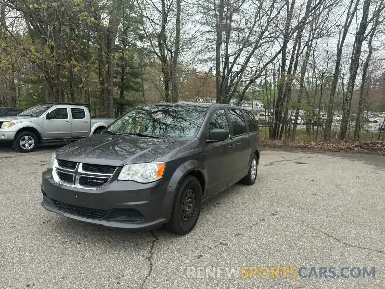 2 Photograph of a damaged car 2C4RDGBG2KR718687 DODGE CARAVAN 2019
