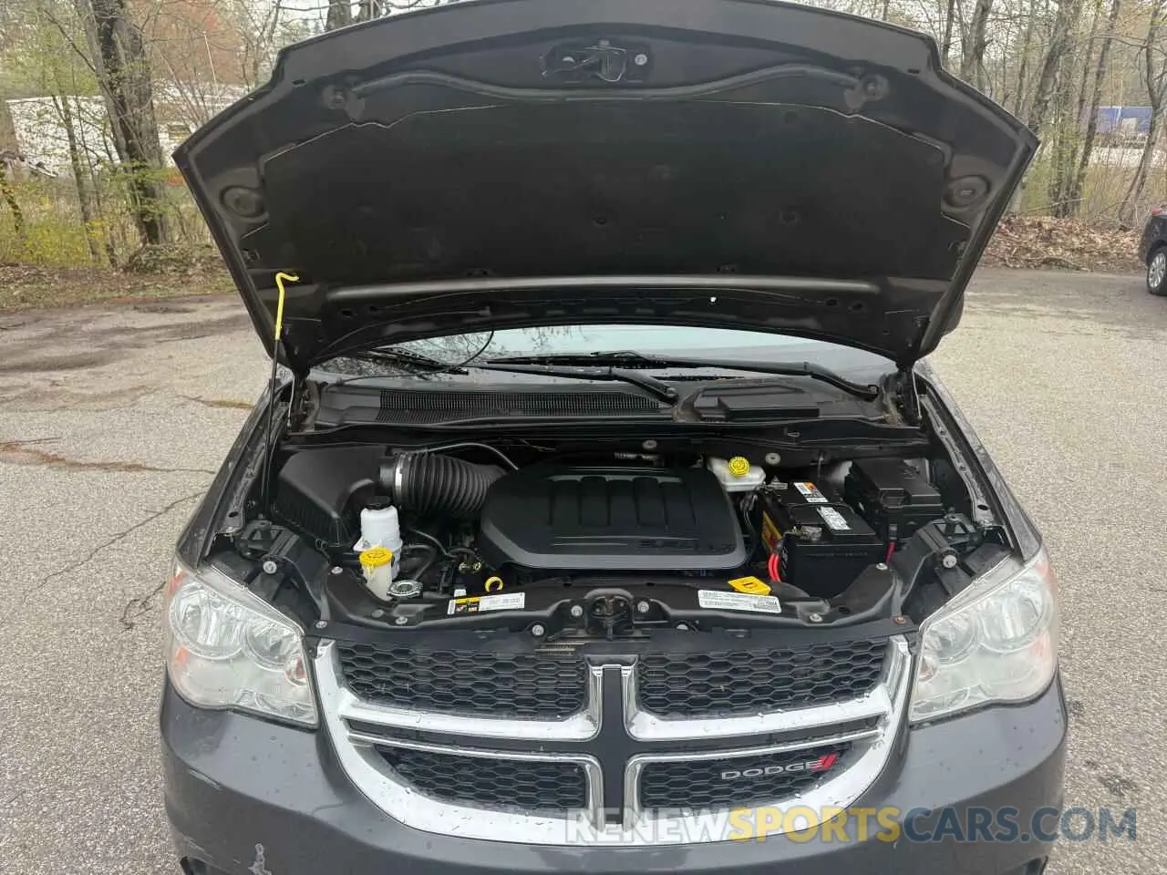 7 Photograph of a damaged car 2C4RDGBG2KR718687 DODGE CARAVAN 2019