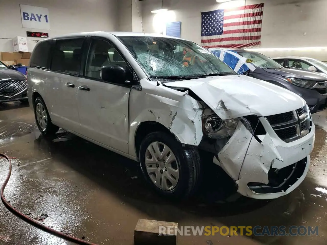 4 Photograph of a damaged car 2C4RDGBG2KR792496 DODGE CARAVAN 2019