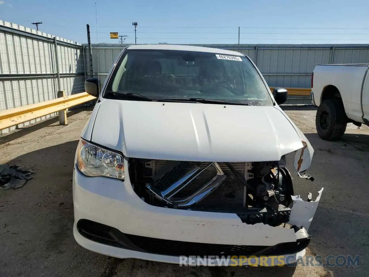 5 Фотография поврежденного автомобиля 2C4RDGBG2KR794670 DODGE CARAVAN 2019
