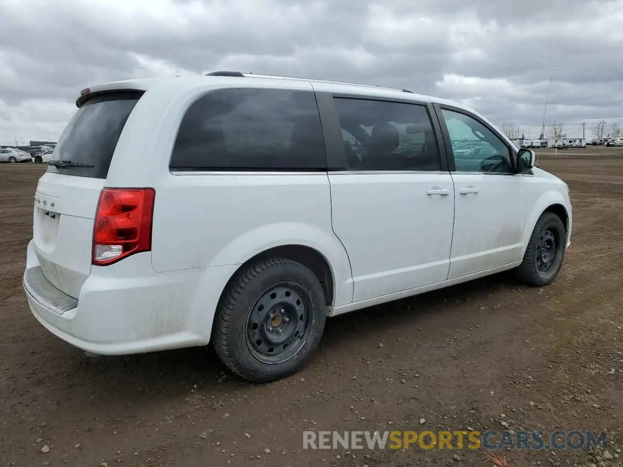 3 Photograph of a damaged car 2C4RDGBG3KR728242 DODGE CARAVAN 2019