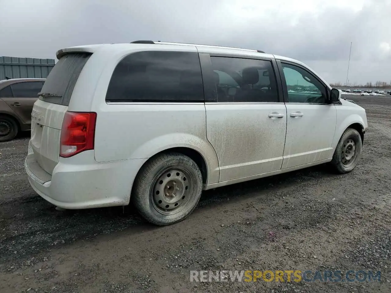 3 Photograph of a damaged car 2C4RDGBG3KR728984 DODGE CARAVAN 2019