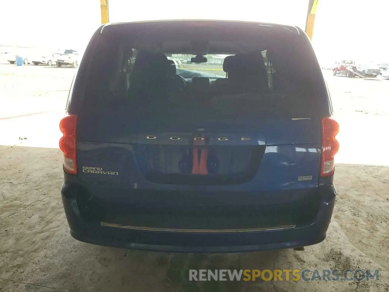 6 Photograph of a damaged car 2C4RDGBG3KR735031 DODGE CARAVAN 2019