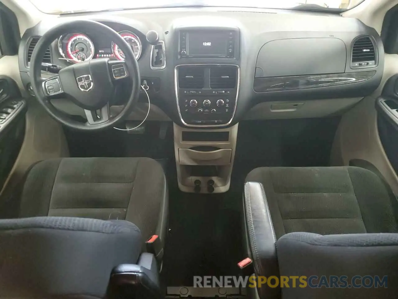 8 Photograph of a damaged car 2C4RDGBG4KR615612 DODGE CARAVAN 2019