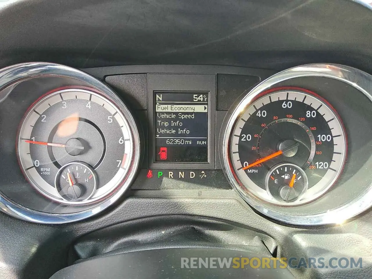 9 Photograph of a damaged car 2C4RDGBG5KR637117 DODGE CARAVAN 2019