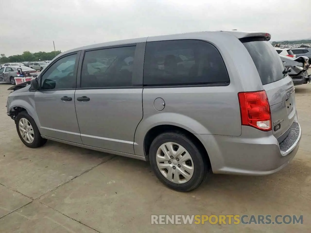 2 Photograph of a damaged car 2C4RDGBG5KR767088 DODGE CARAVAN 2019