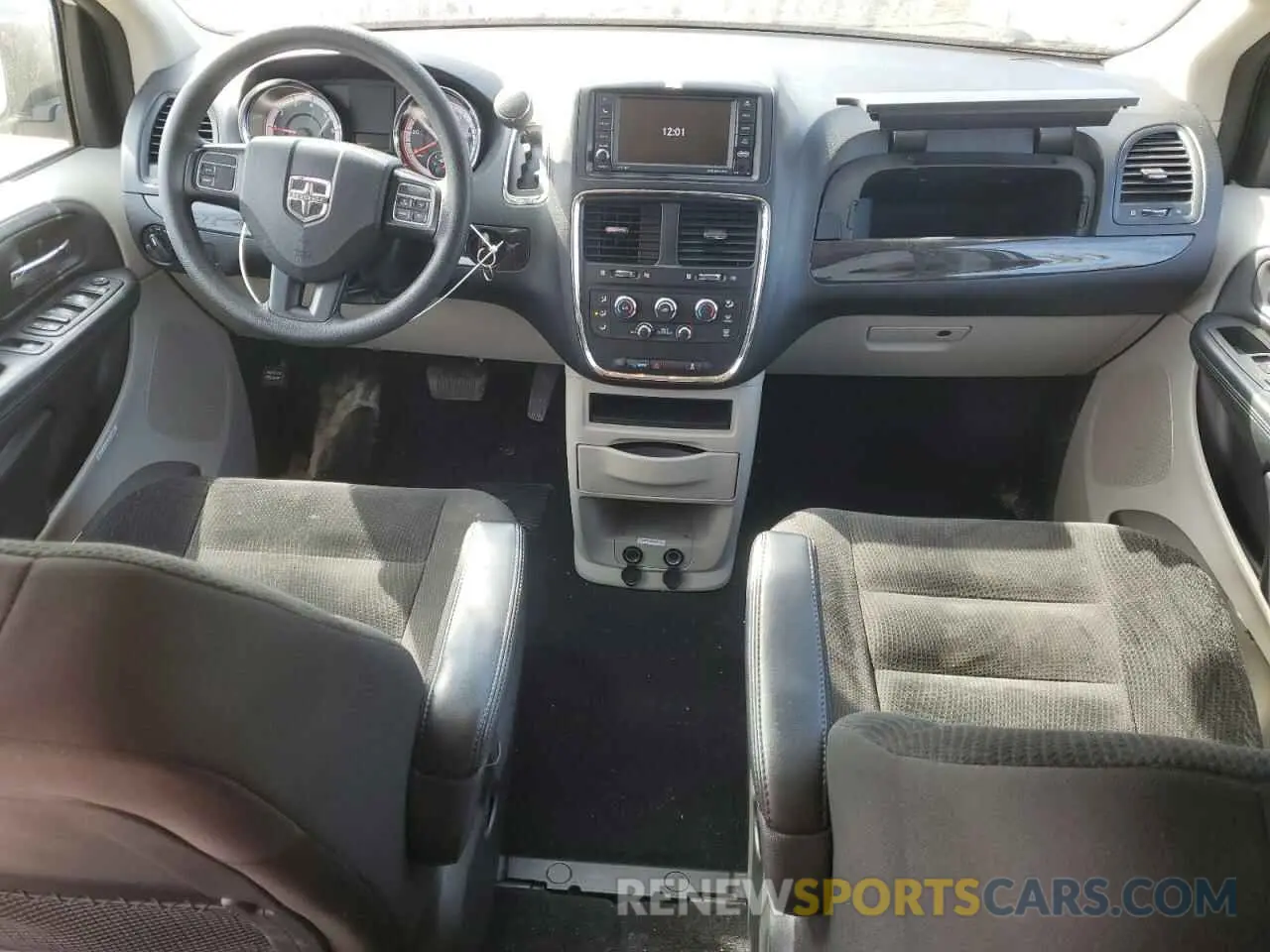 8 Photograph of a damaged car 2C4RDGBG5KR796753 DODGE CARAVAN 2019