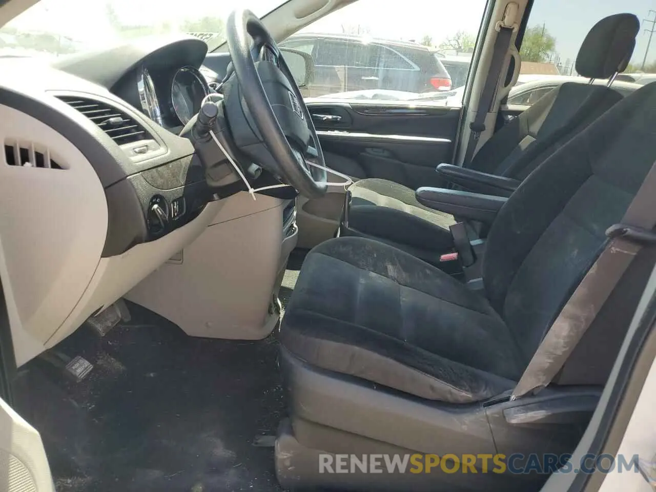 7 Фотография поврежденного автомобиля 2C4RDGBG6KR527953 DODGE CARAVAN 2019