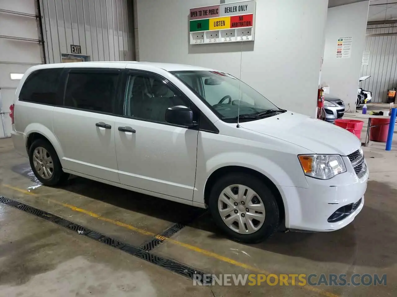 4 Фотография поврежденного автомобиля 2C4RDGBG6KR729000 DODGE CARAVAN 2019