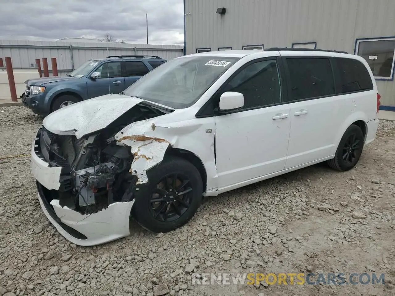 1 Photograph of a damaged car 2C4RDGBG6KR751207 DODGE CARAVAN 2019