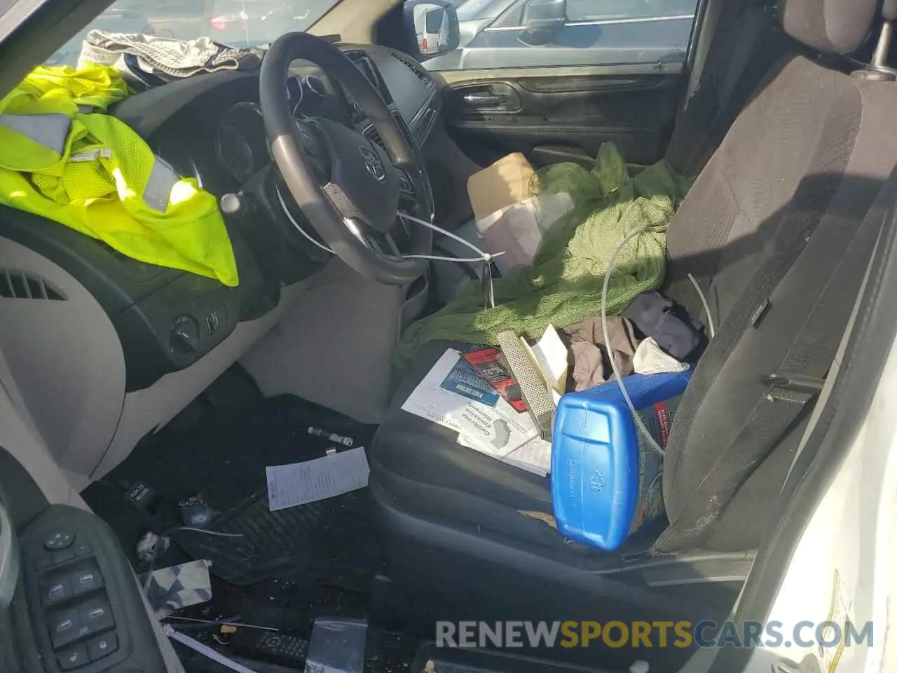 7 Photograph of a damaged car 2C4RDGBG8KR796830 DODGE CARAVAN 2019