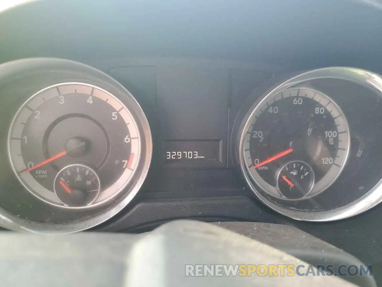 9 Photograph of a damaged car 2C4RDGBG8KR796830 DODGE CARAVAN 2019