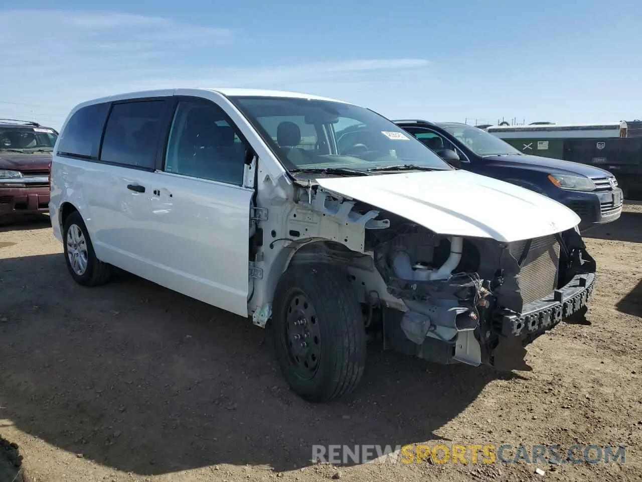 4 Photograph of a damaged car 2C4RDGBG9KR501525 DODGE CARAVAN 2019
