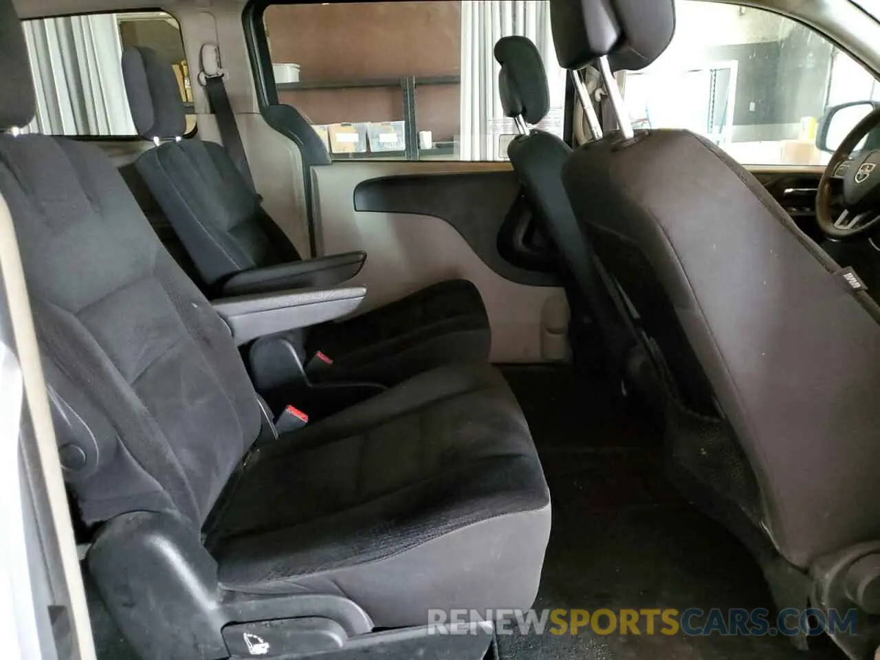 11 Фотография поврежденного автомобиля 2C4RDGBGXKR623441 DODGE CARAVAN 2019