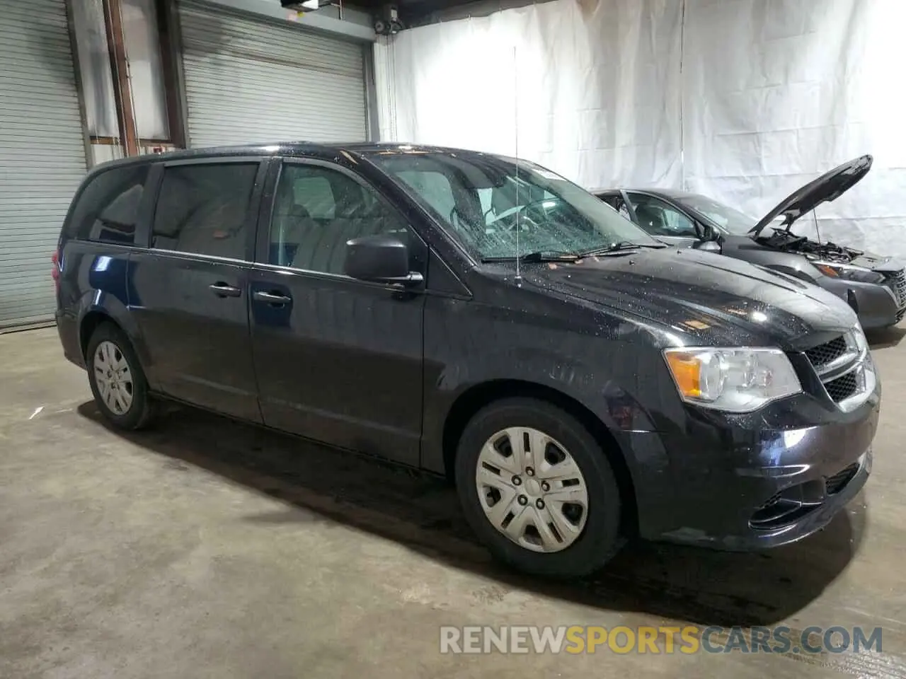 4 Photograph of a damaged car 2C4RDGBGXKR791256 DODGE CARAVAN 2019