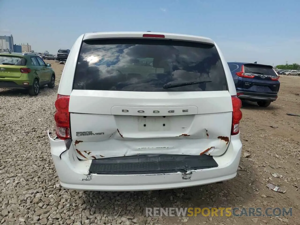 6 Photograph of a damaged car 2C4RDGBGXKR796571 DODGE CARAVAN 2019