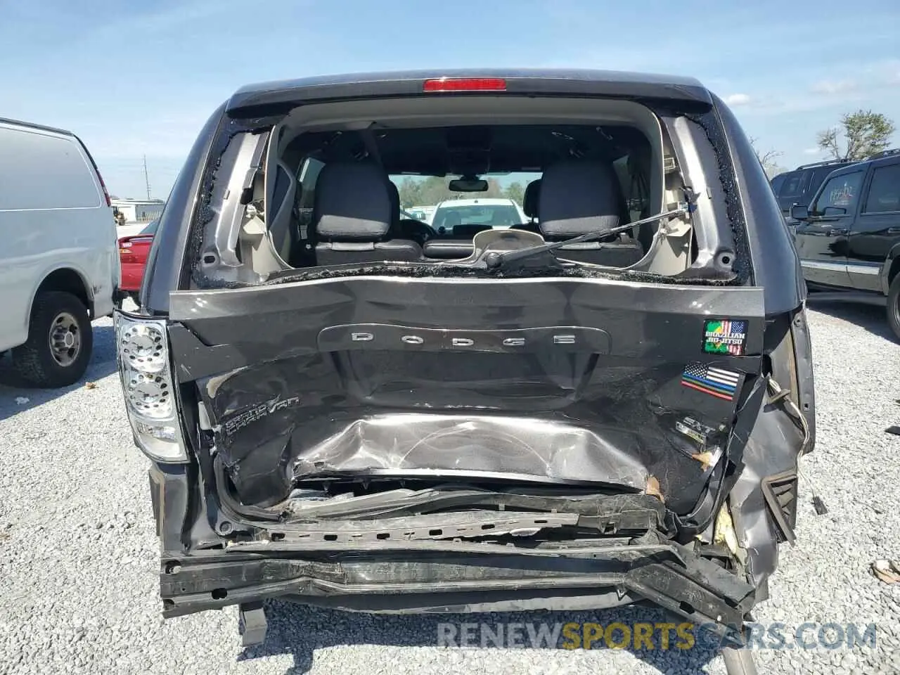 6 Фотография поврежденного автомобиля 2C4RDGCG0KR786808 DODGE CARAVAN 2019