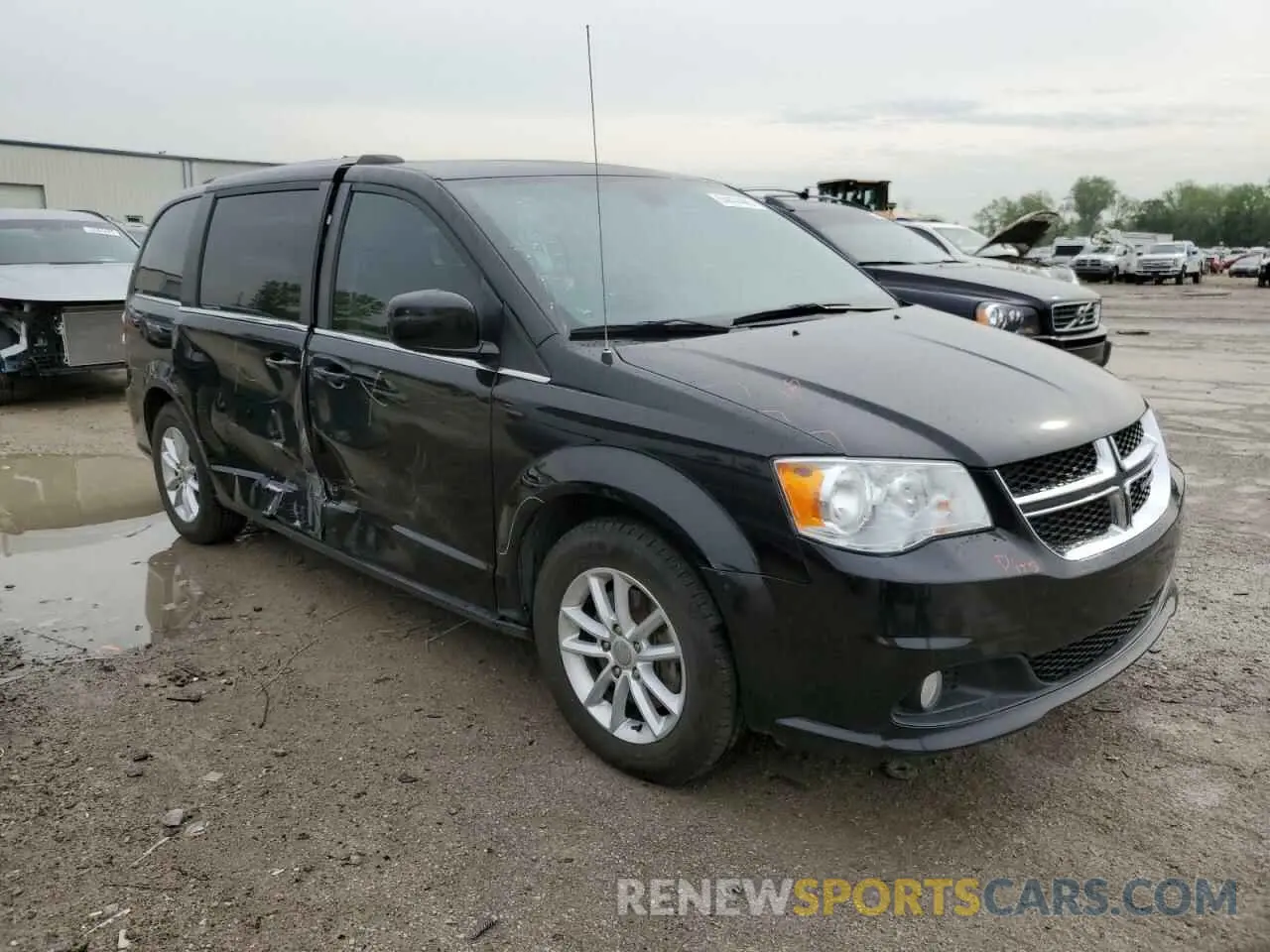 4 Photograph of a damaged car 2C4RDGCG1KR659923 DODGE CARAVAN 2019