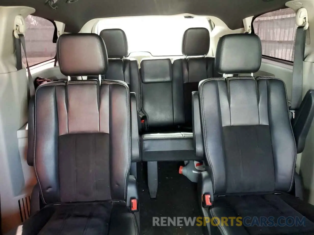 10 Фотография поврежденного автомобиля 2C4RDGCG1KR739142 DODGE CARAVAN 2019