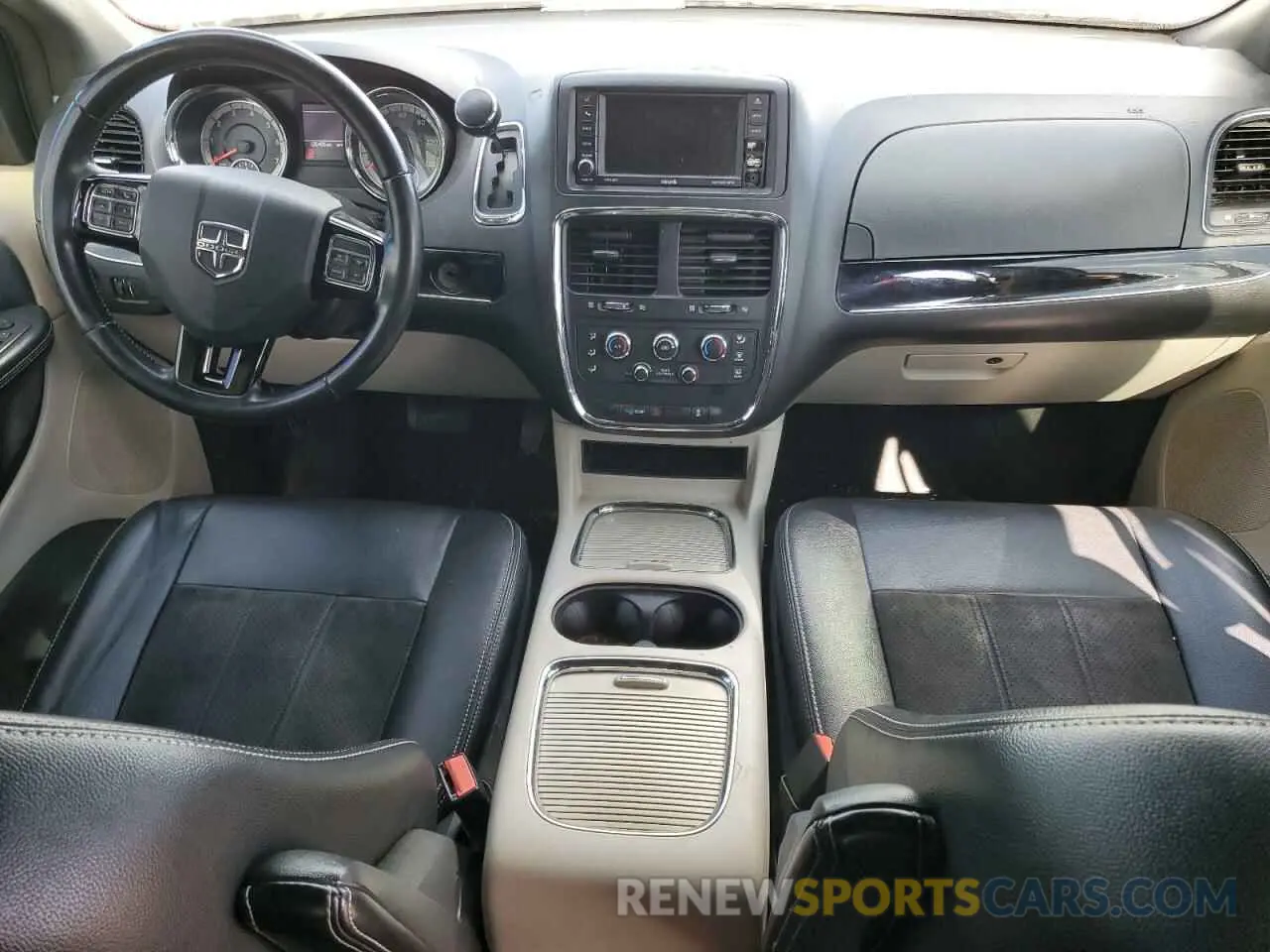 8 Фотография поврежденного автомобиля 2C4RDGCG1KR739142 DODGE CARAVAN 2019