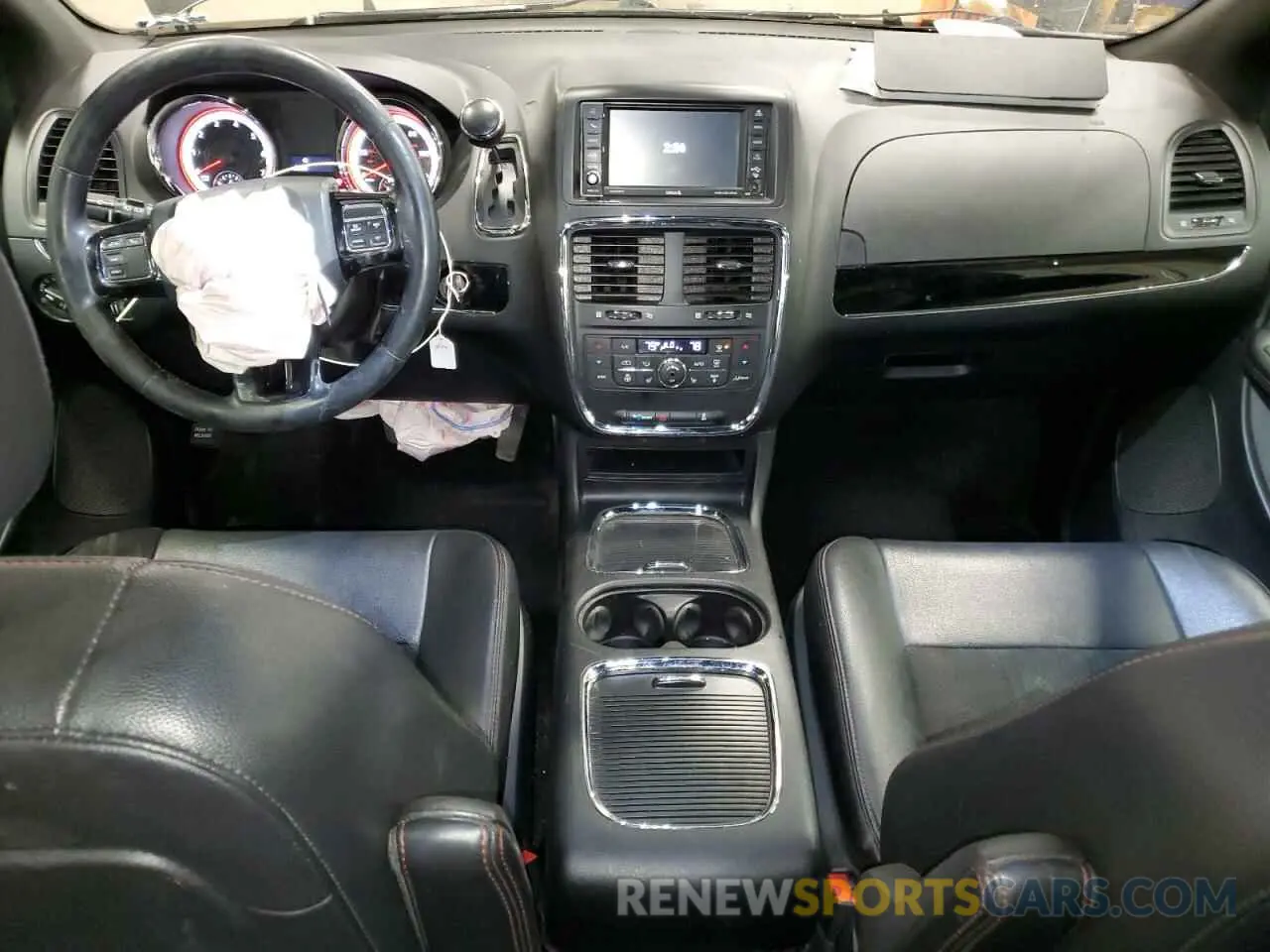 8 Photograph of a damaged car 2C4RDGCG1KR799213 DODGE CARAVAN 2019