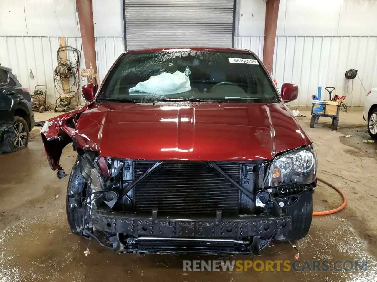 5 Photograph of a damaged car 2C4RDGCG2KR502269 DODGE CARAVAN 2019