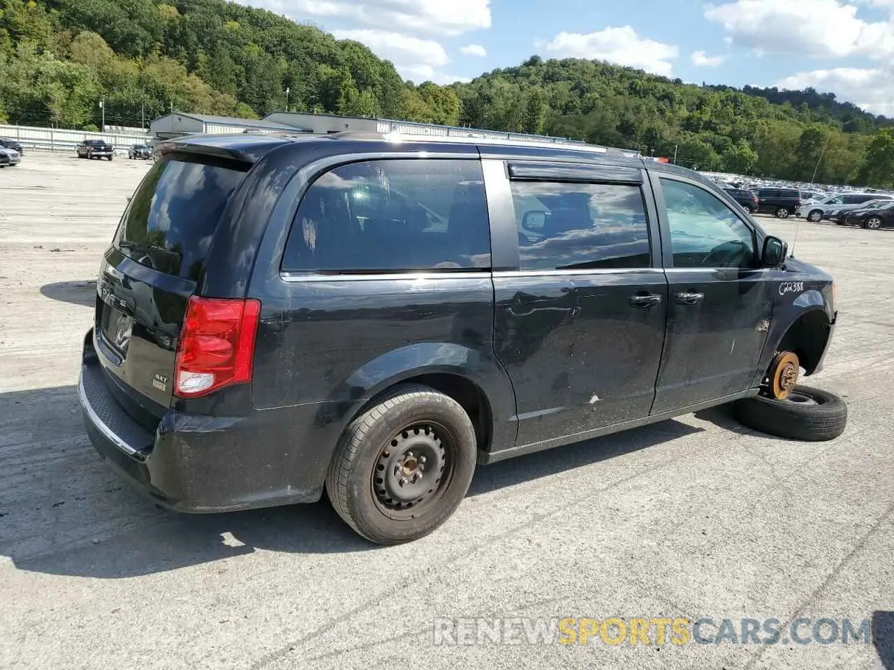 3 Photograph of a damaged car 2C4RDGCG2KR802300 DODGE CARAVAN 2019
