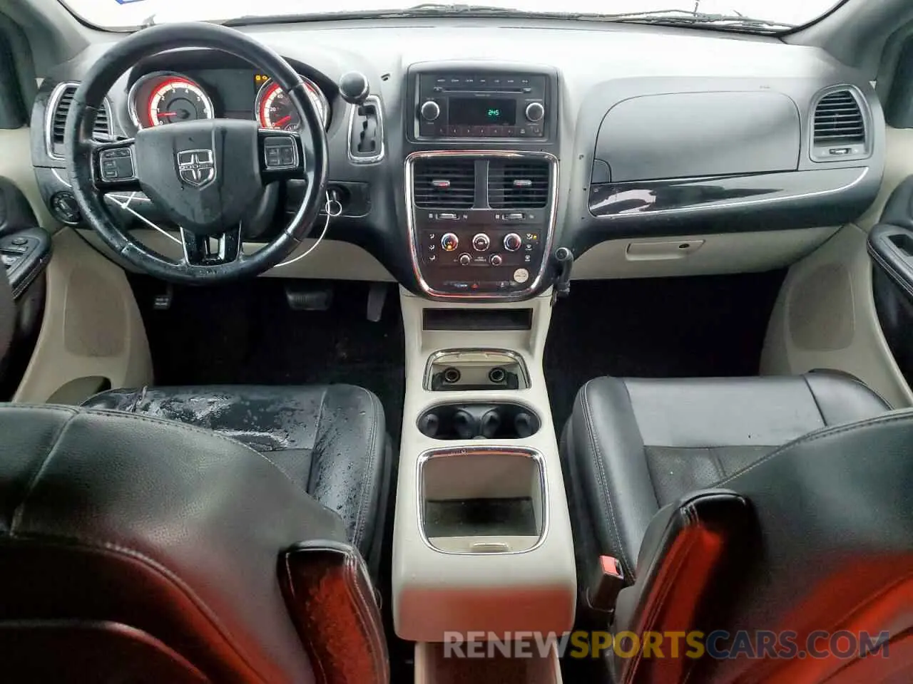 8 Photograph of a damaged car 2C4RDGCG3KR519100 DODGE CARAVAN 2019