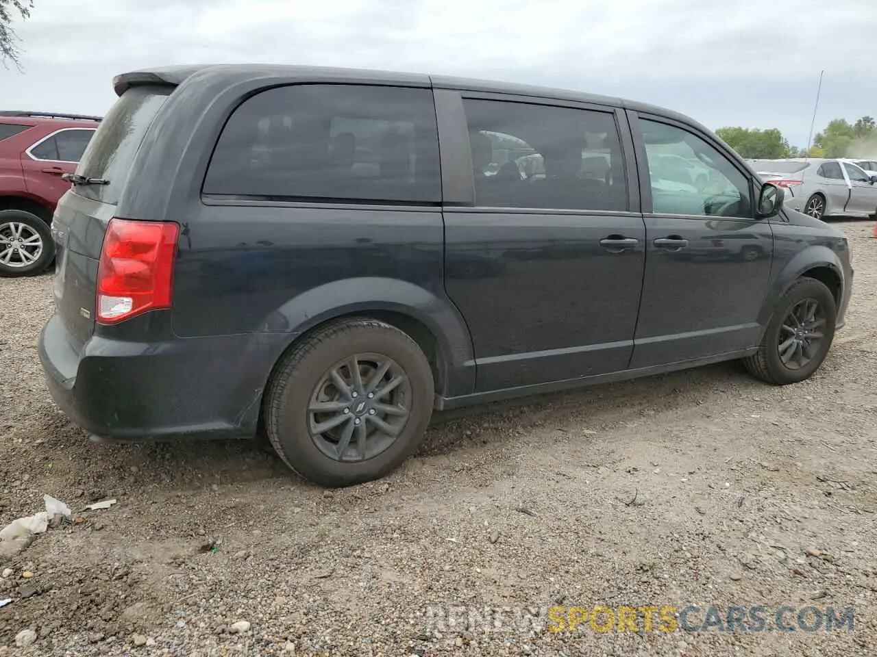 3 Photograph of a damaged car 2C4RDGCG3KR754306 DODGE CARAVAN 2019