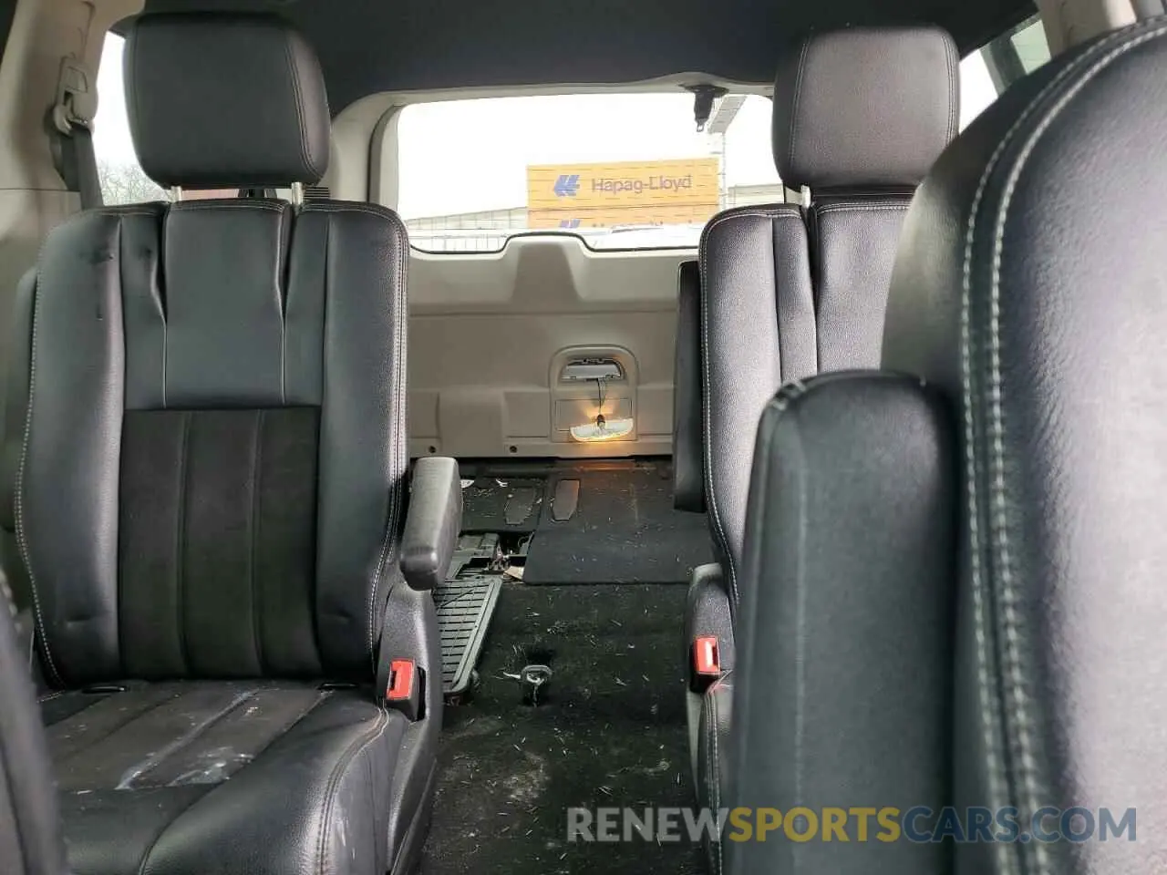 10 Photograph of a damaged car 2C4RDGCG4KR682421 DODGE CARAVAN 2019