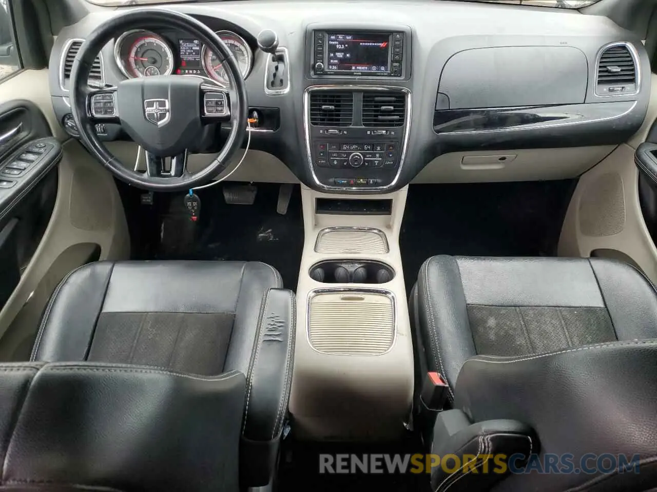 8 Photograph of a damaged car 2C4RDGCG4KR711495 DODGE CARAVAN 2019
