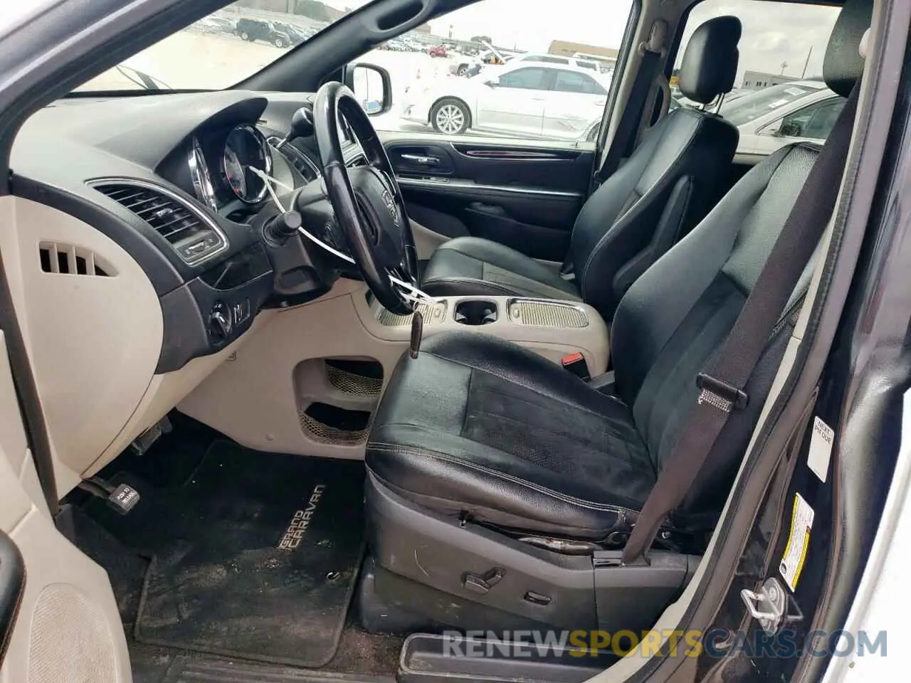 7 Photograph of a damaged car 2C4RDGCG5KR544452 DODGE CARAVAN 2019
