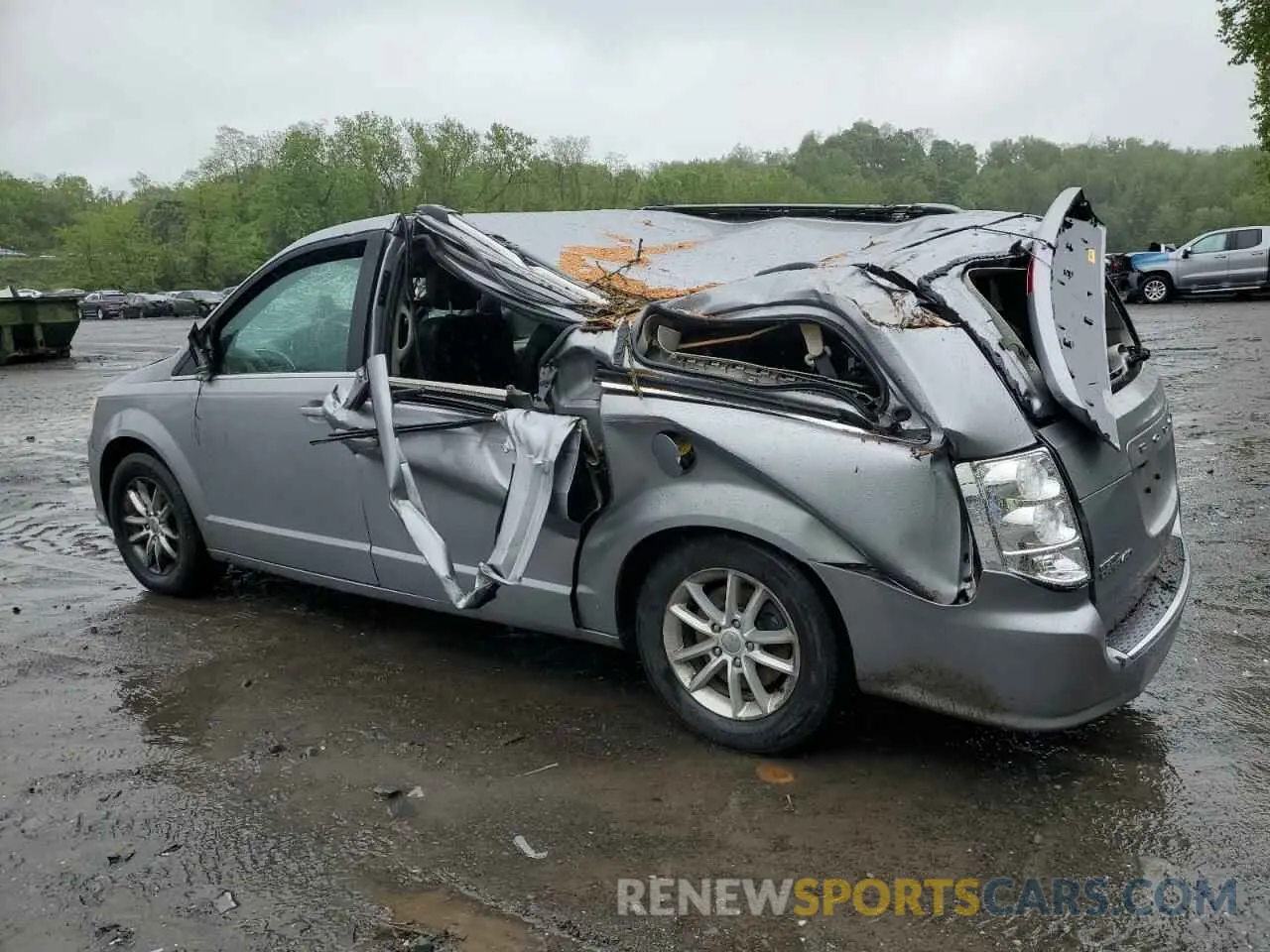 2 Photograph of a damaged car 2C4RDGCG8KR785261 DODGE CARAVAN 2019