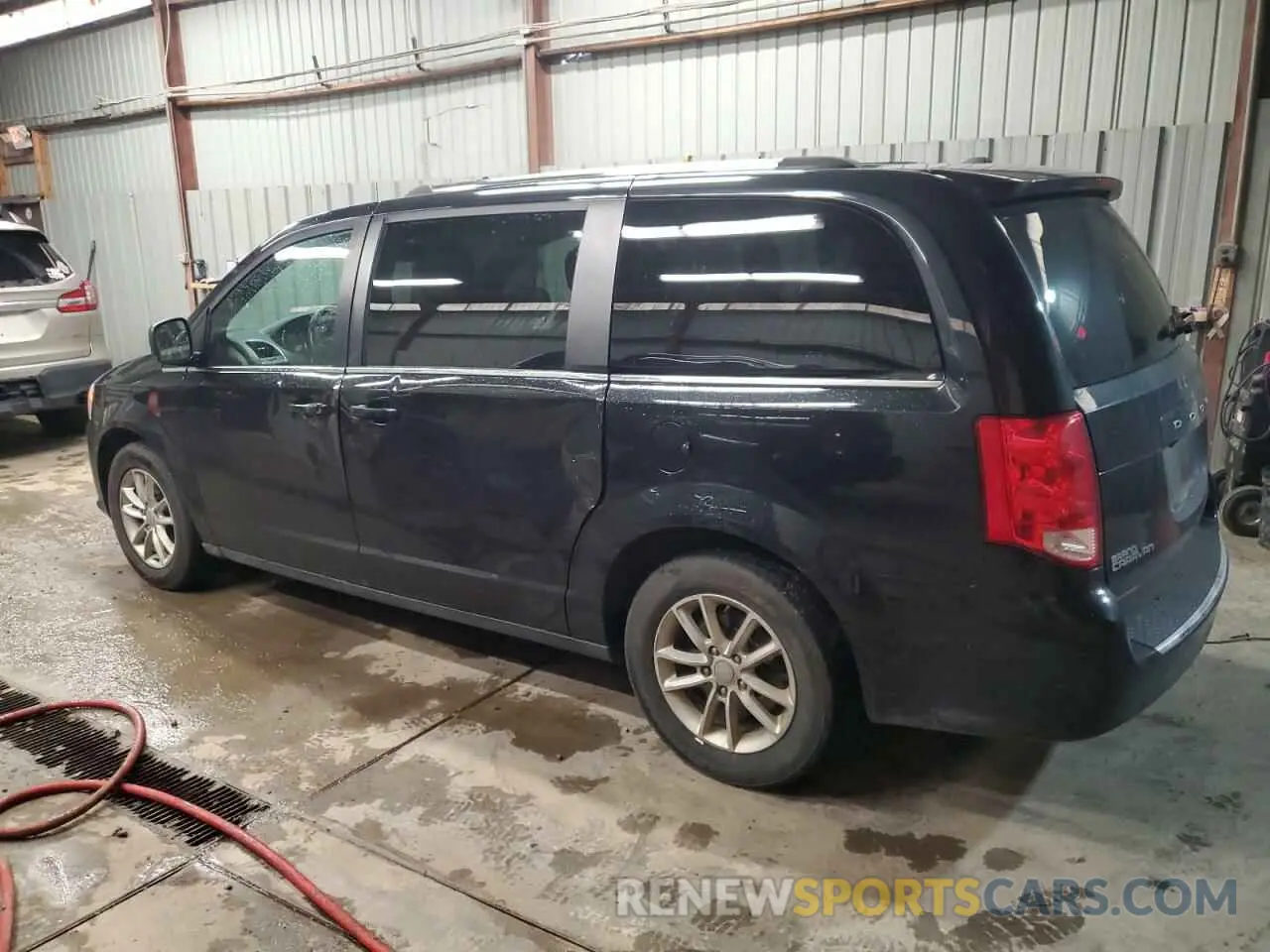 2 Photograph of a damaged car 2C4RDGCG9KR712187 DODGE CARAVAN 2019