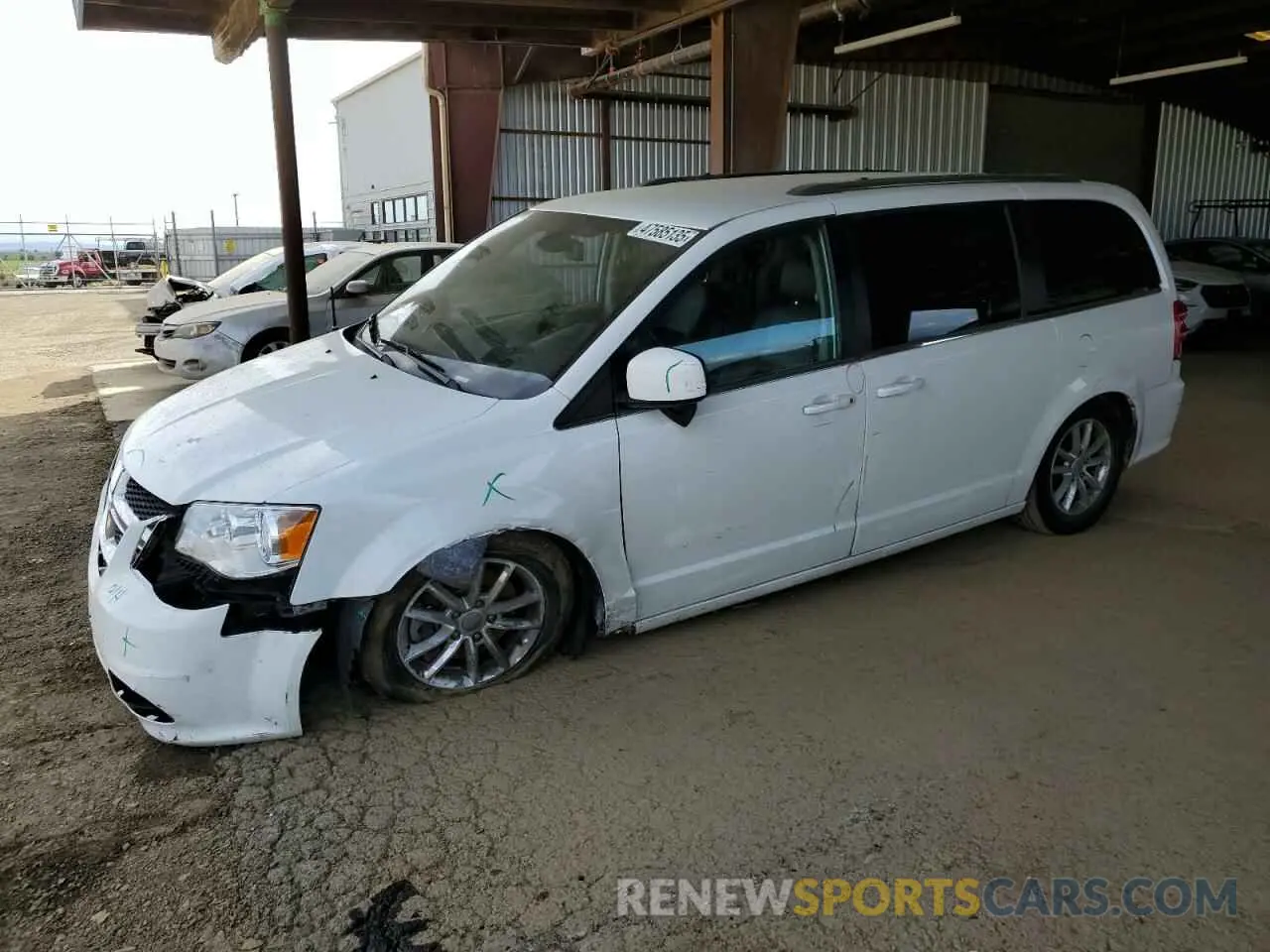 1 Photograph of a damaged car 2C4RDGCG9KR800592 DODGE CARAVAN 2019