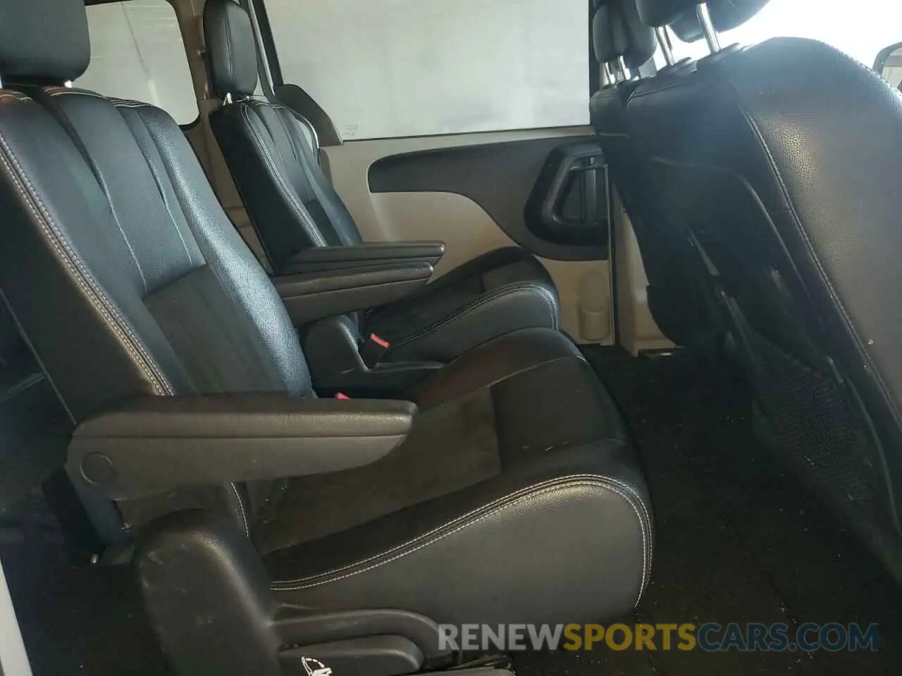 11 Фотография поврежденного автомобиля 2C4RDGCGXKR656342 DODGE CARAVAN 2019