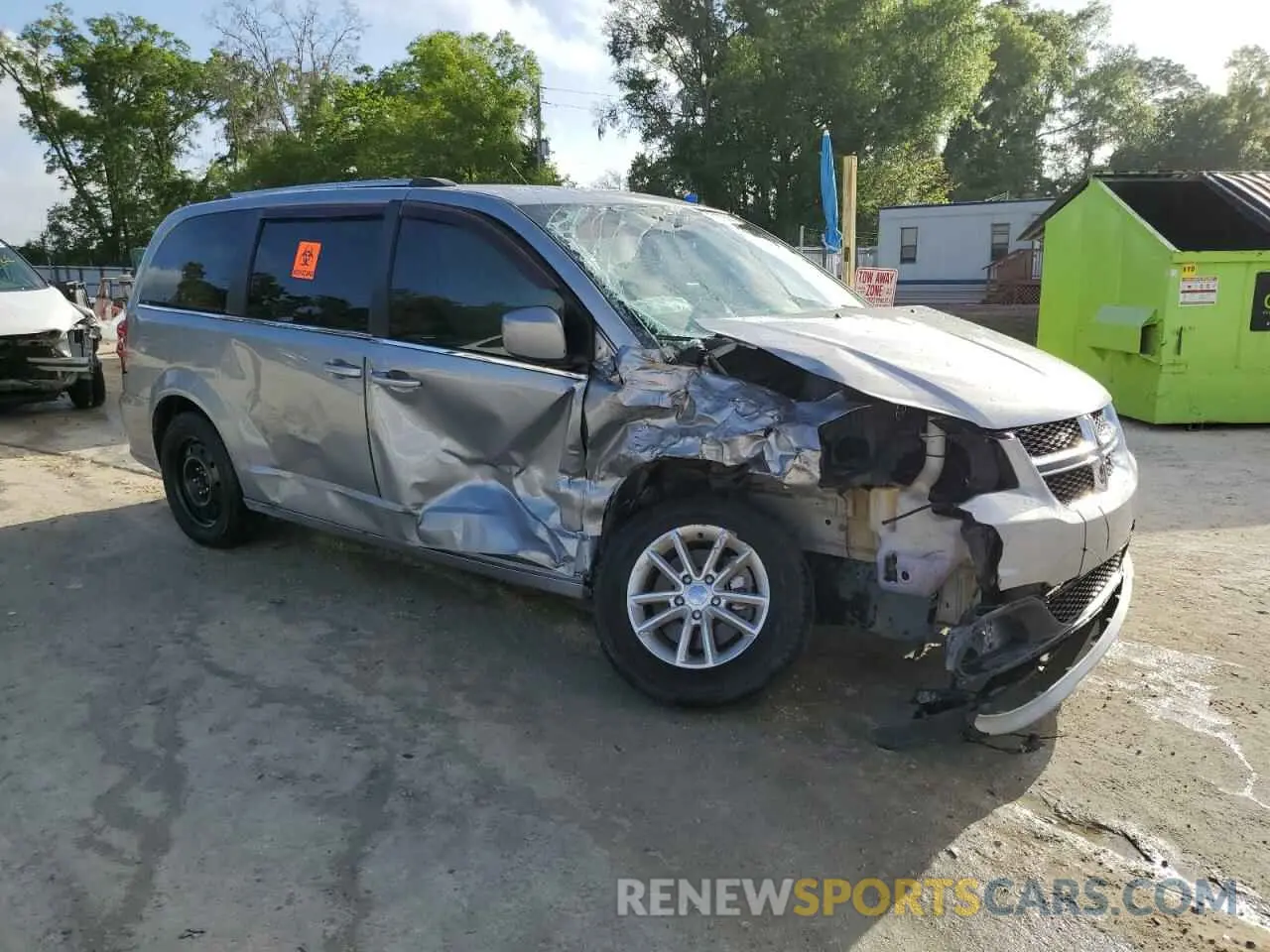 4 Photograph of a damaged car 2C4RDGCGXKR748597 DODGE CARAVAN 2019
