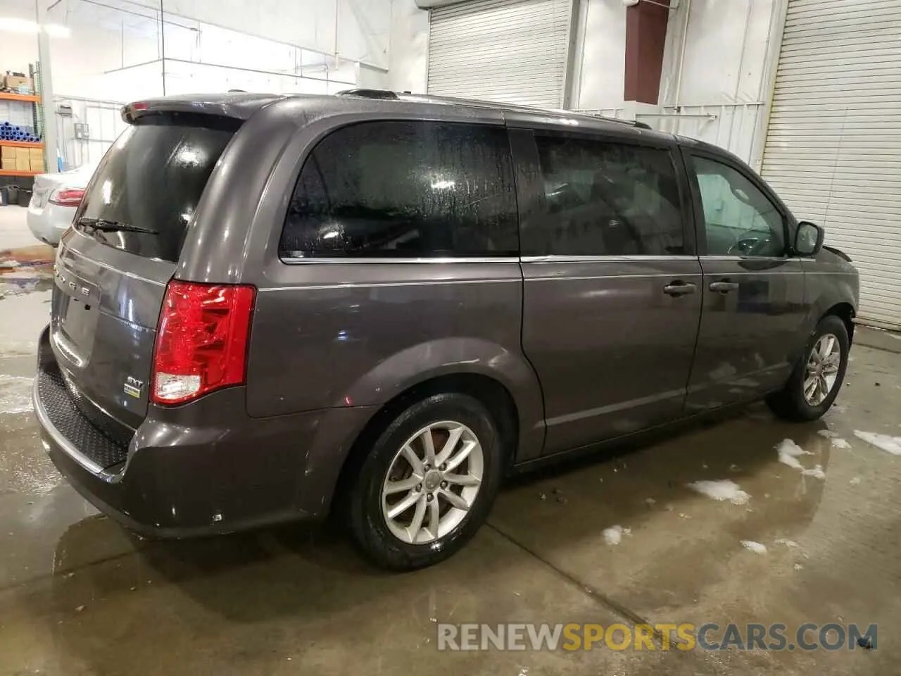 3 Photograph of a damaged car 2C4RDGCGXKR782393 DODGE CARAVAN 2019