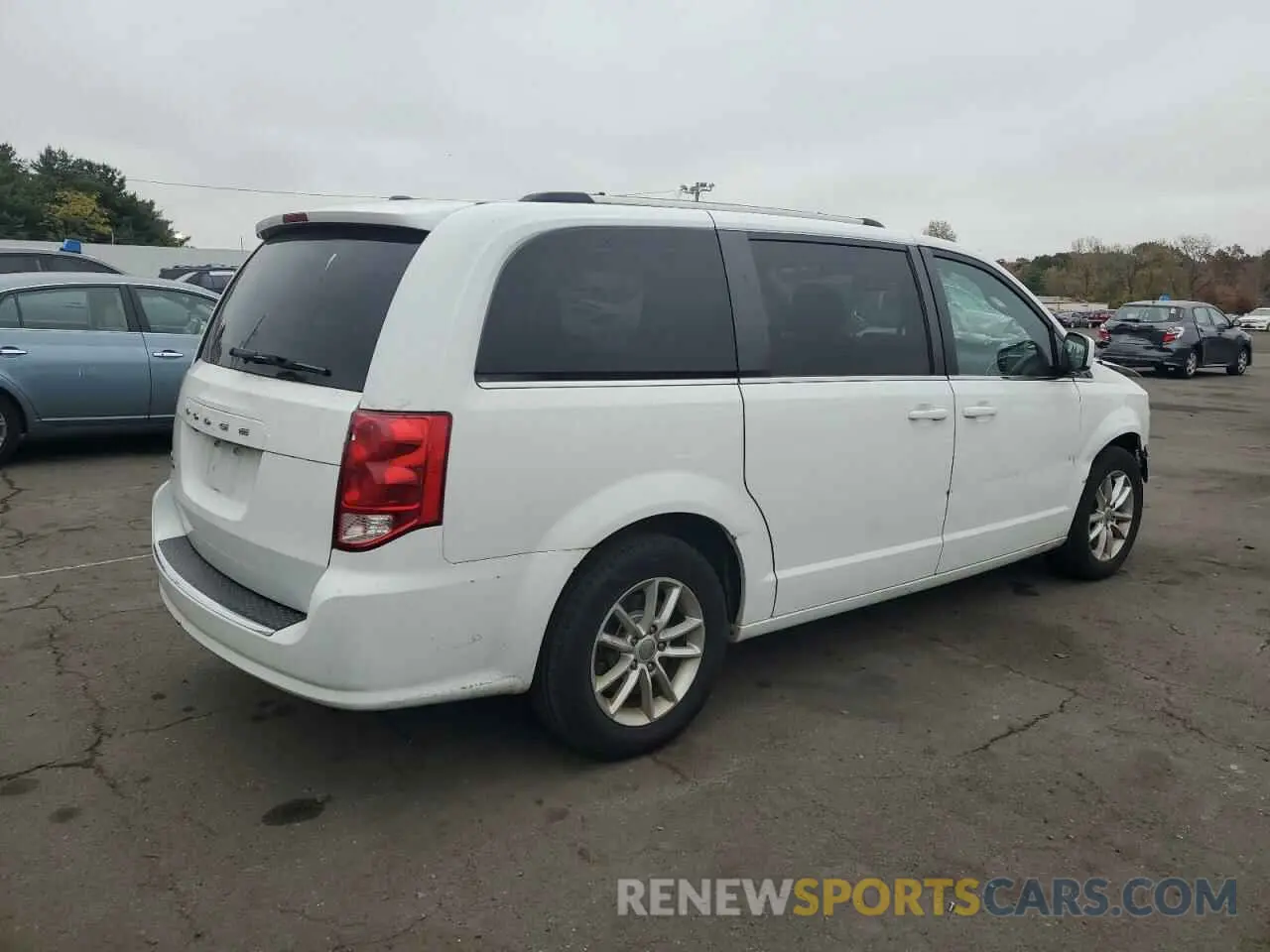 3 Photograph of a damaged car 2C4RDGCGXKR789554 DODGE CARAVAN 2019