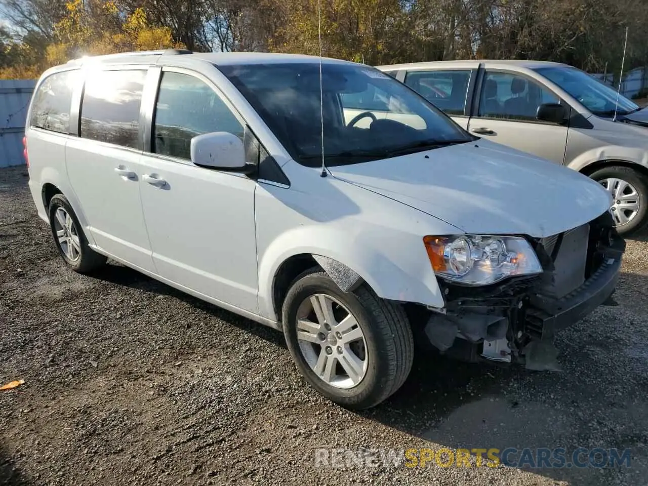 4 Photograph of a damaged car 2C4RDGDG8KR713295 DODGE CARAVAN 2019