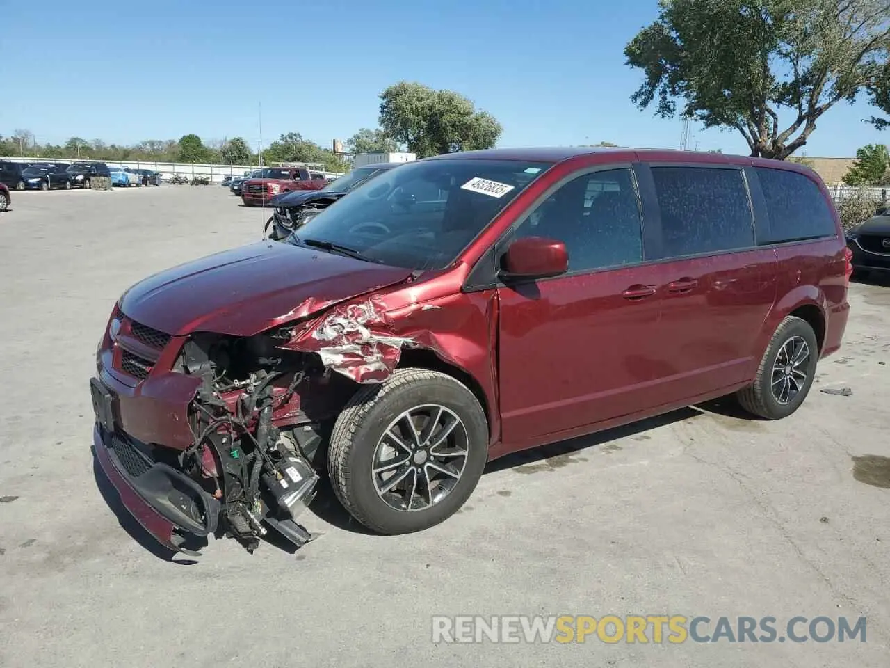 1 Photograph of a damaged car 2C4RDGEG1KR529332 DODGE CARAVAN 2019