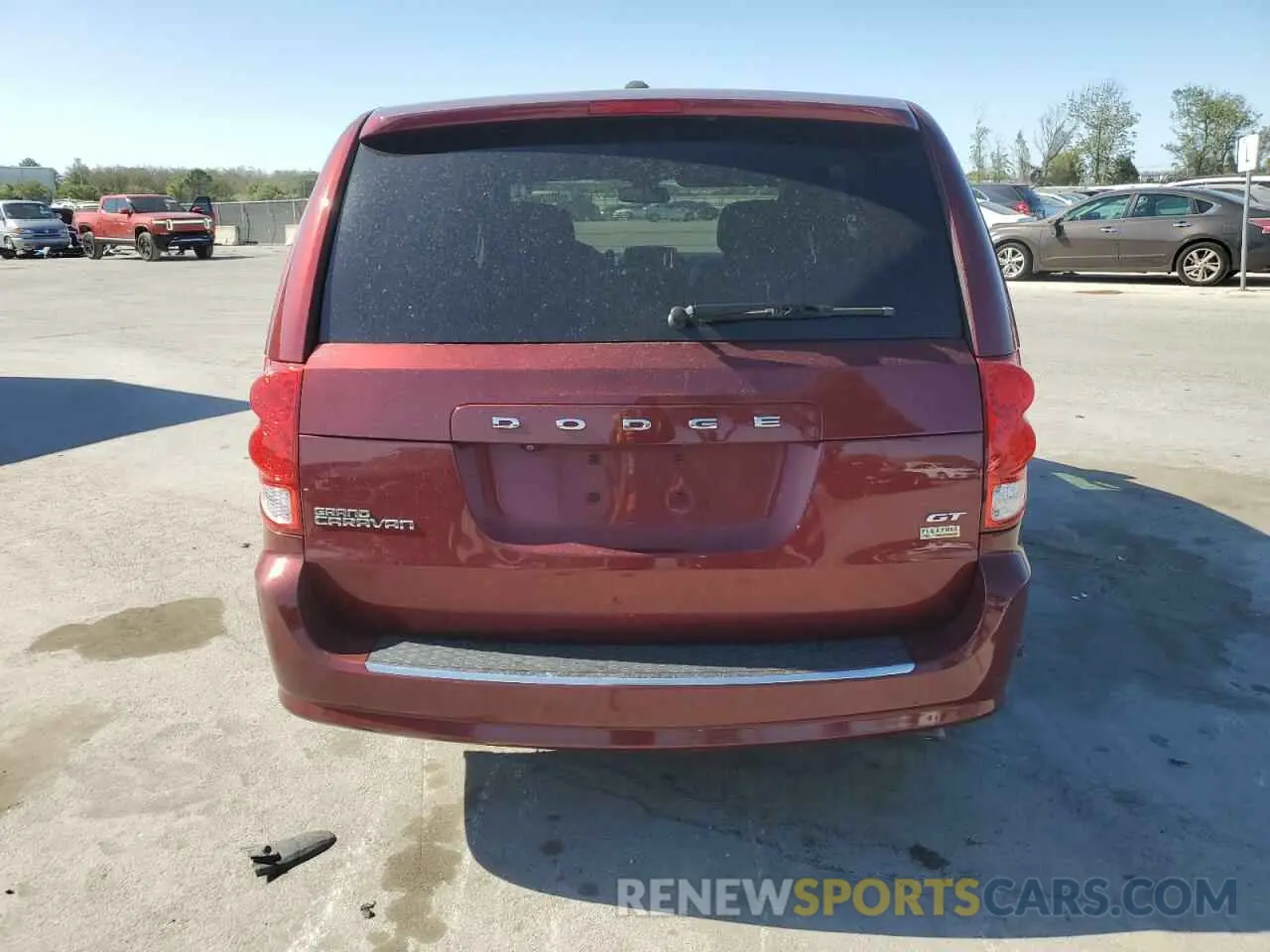 6 Photograph of a damaged car 2C4RDGEG1KR529332 DODGE CARAVAN 2019