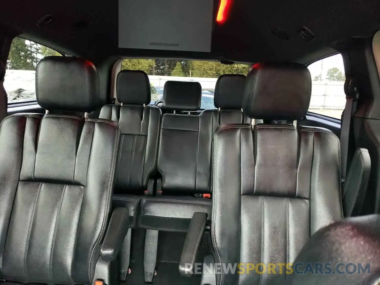 10 Photograph of a damaged car 2C4RDGEG1KR640740 DODGE CARAVAN 2019