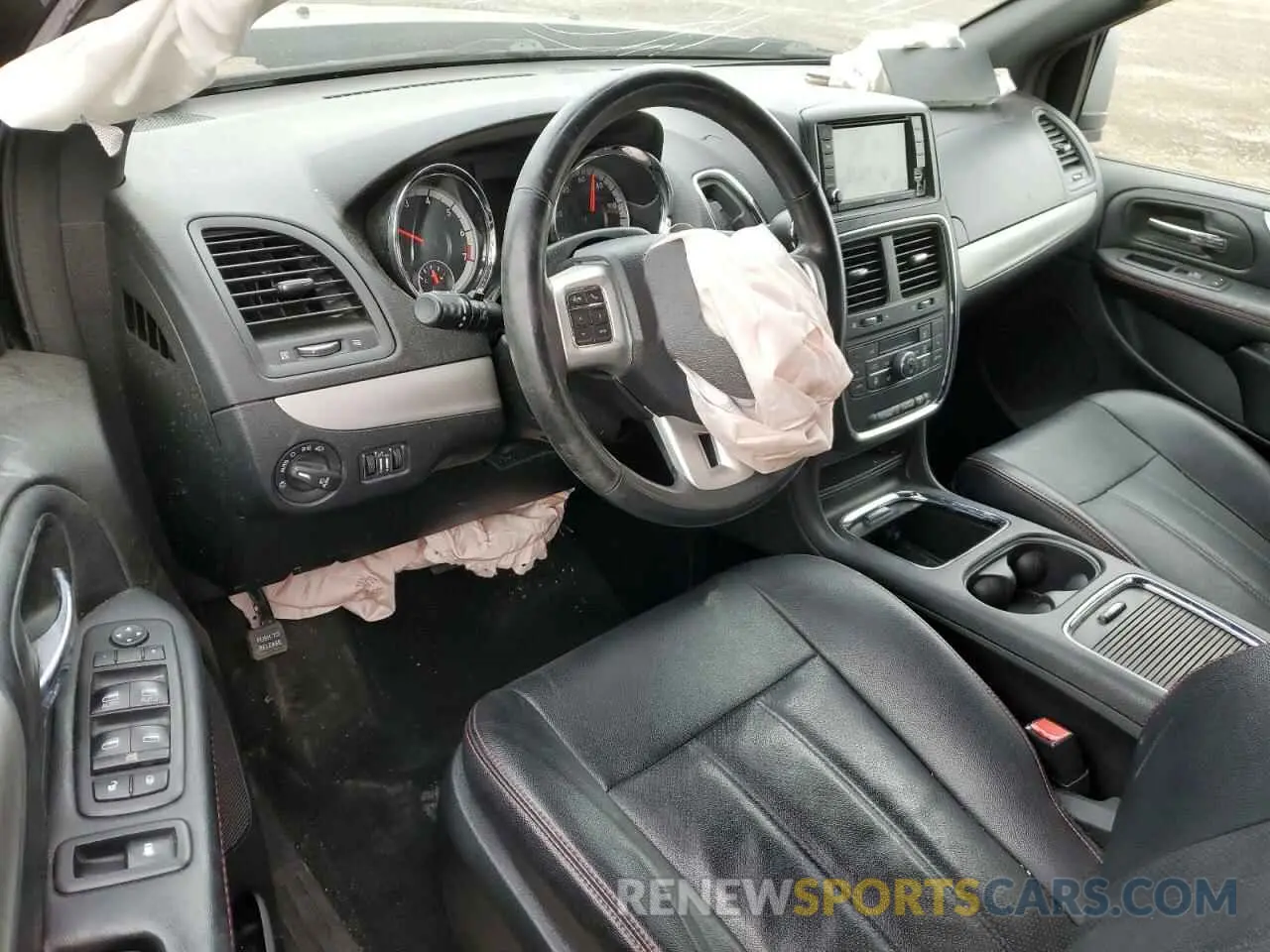 8 Photograph of a damaged car 2C4RDGEG1KR641080 DODGE CARAVAN 2019